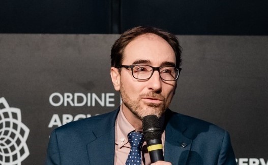 Decreto salva-casa, 522 emendamenti. Panci: norma provvisoria e da correggere, ora serve una riforma del testo unico dell’edilizia