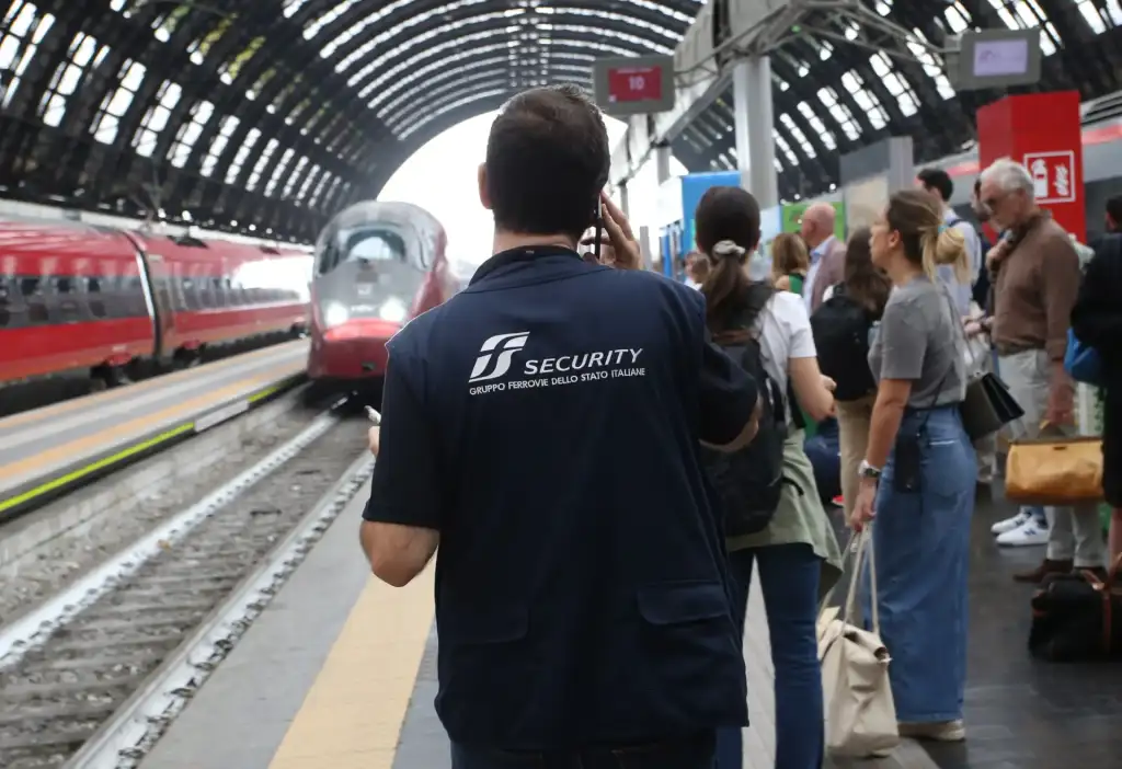 Ferrovie nel caos: sui guasti linea dura Rfi contro gli appaltatori ma la rete è sempre più FRAGILE e Fs taglia i treni Av