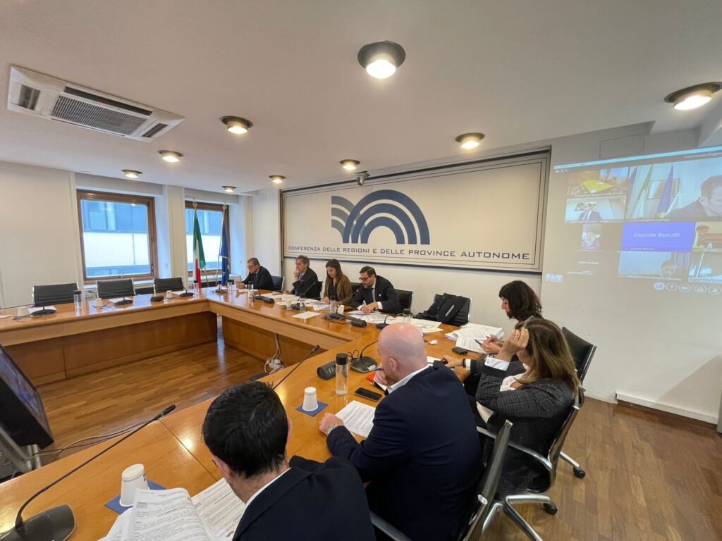 Testo unico rinnovabili, fatta l’INTESA Governo-Regioni: attività libera senza vincoli ambientali
