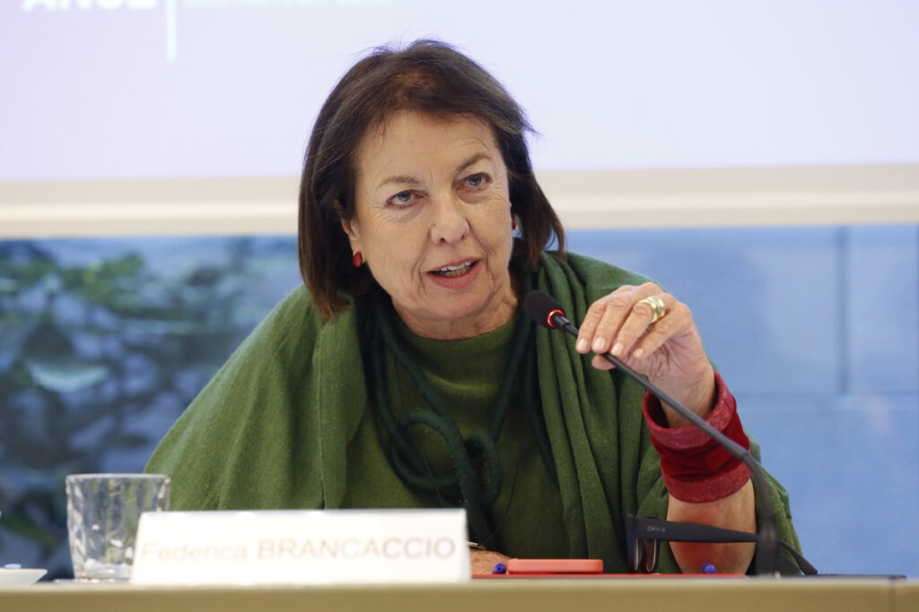 Correttivo: chiusura sulla concorrenza, piccoli spiragli sulla revisione prezzi, grande caos sul contratto