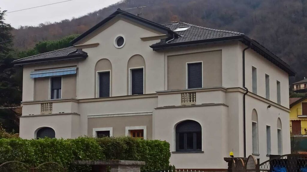 Il caso Porto Ceresio: riqualificare edifici storici SI PUO’. Una villa storica è stata efficientata con un salto di sei classi energetiche