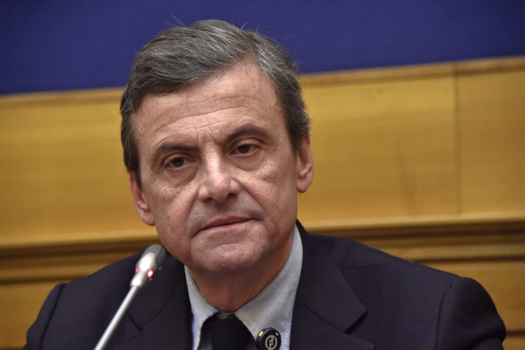 Proroga concessioni idroelettriche, è scontro: sì di FI e Pd, Foti BLINDA il Pnrr. Calenda: utili eccessivi, subito le gare