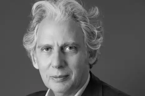 Burdett: “Dalla casa alle infrastrutture, la rigenerazione urbana ha una dimensione MULTILATERALE ed è investimento a lungo termine. E’ il sangue delle città e ferma il declino. La scommessa vinta da Barcellona e Londra”