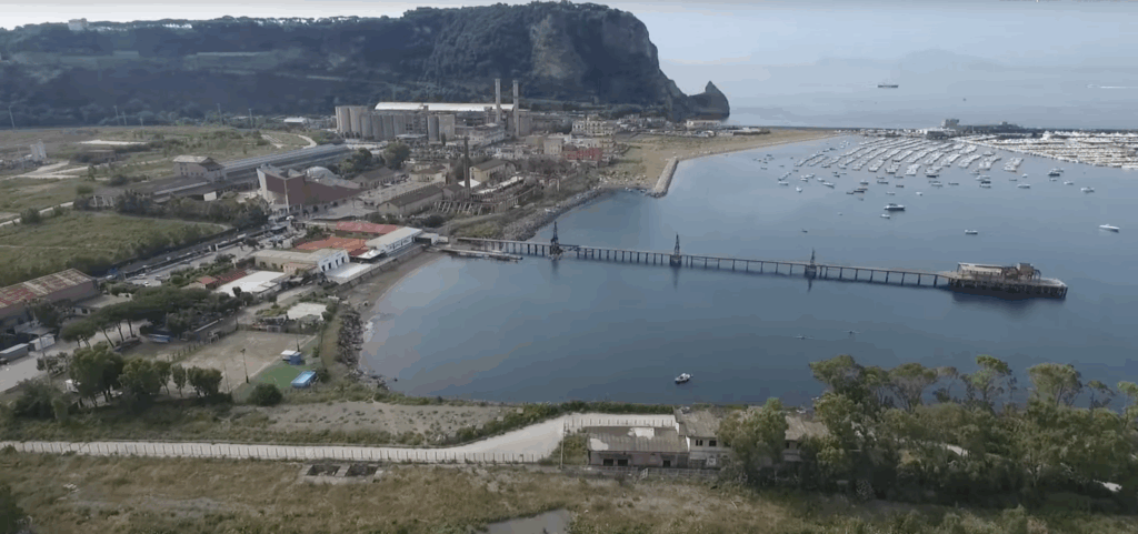 Bagnoli, un nuovo VOLTO per l’area dell’ex Italsider alle porte di Napoli: progetto da 1,2 miliardi con un nuovo affaccio sul mare, la Città della Scienza, il Marine Farm e il Polo tech dell’Ambiente