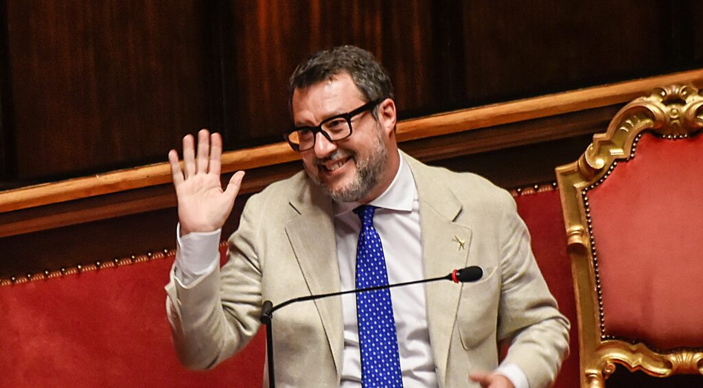 Sulla rigenerazione urbana scoppia la pace nella maggioranza: fondi dell’emendamento Rosso SALITI a 3,4 miliardi. Salvini: piena sintonia con la legge al Senato
