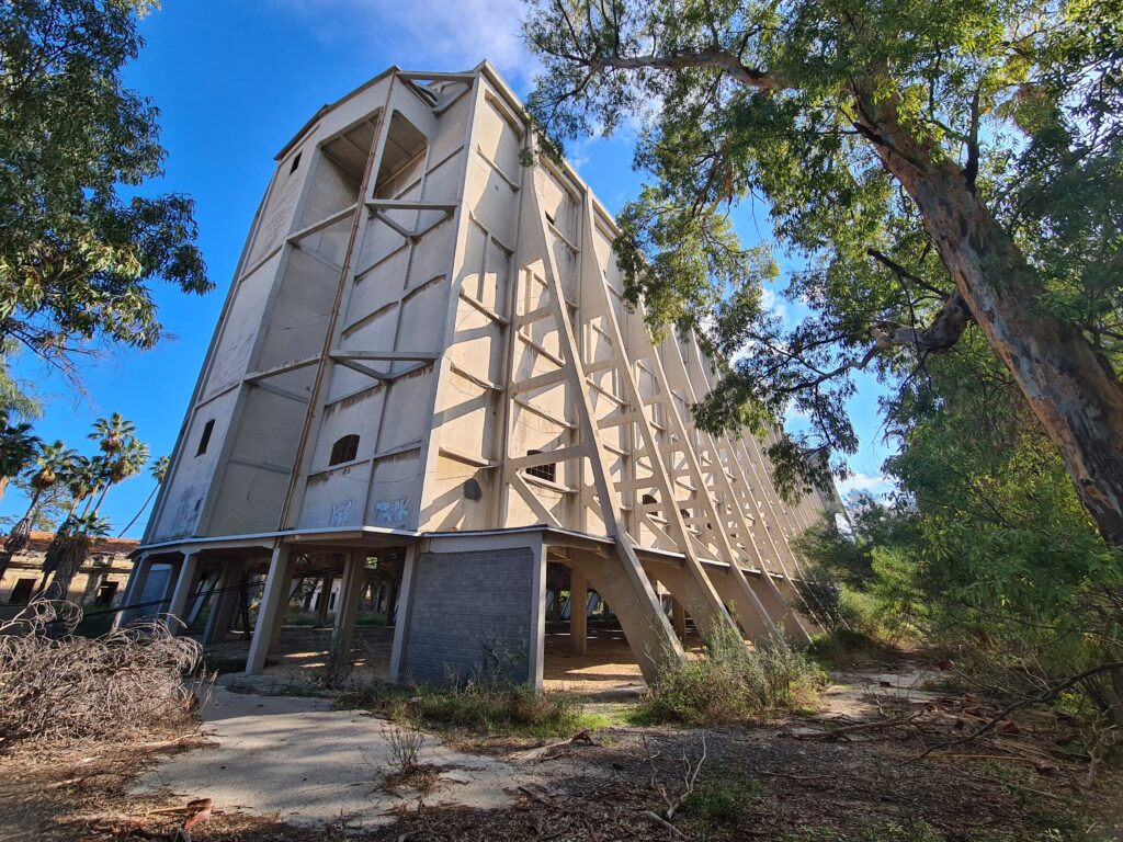 Caserme, conventi, hangar e chiese: lo Stato cerca nuovi investitori per la VALORIZZAZIONE in concessione di 20 immobili in tutta Italia