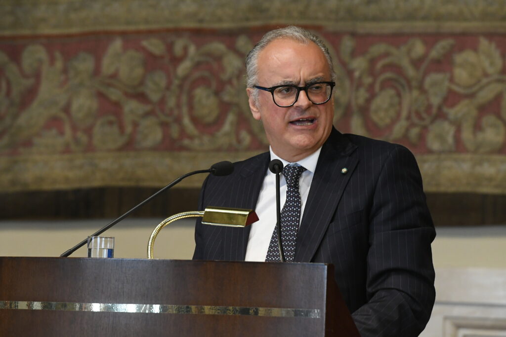 Nella coda Pnrr e nella riforma degli investimenti Fs l’ultimo salto del “politico” Zaccheo, regolatore aperto al dialogo, mai sul piedistallo. Tanti terreni conquistati all’ART, anche Salvini collabora. L’allarme della Direttissima