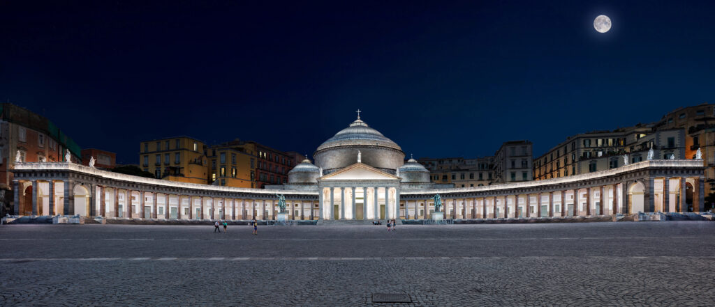 Napoli, una nuova luce per piazza Plebiscito