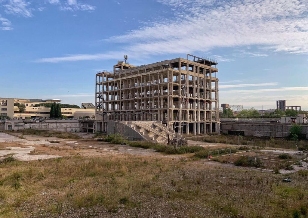 Giù l’ex Città del gusto a Marconi, ora nuove residenze