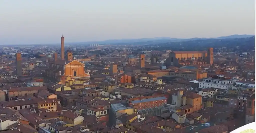 Confcommercio: con la desertificazione città più fragili e crolla il valore degli immobili