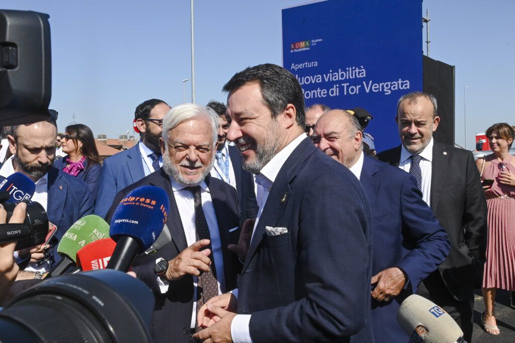 Anas, opere commissariate ma senza fondi. Salvini insiste sulla separazione da Fs: “E’ stato un errore”