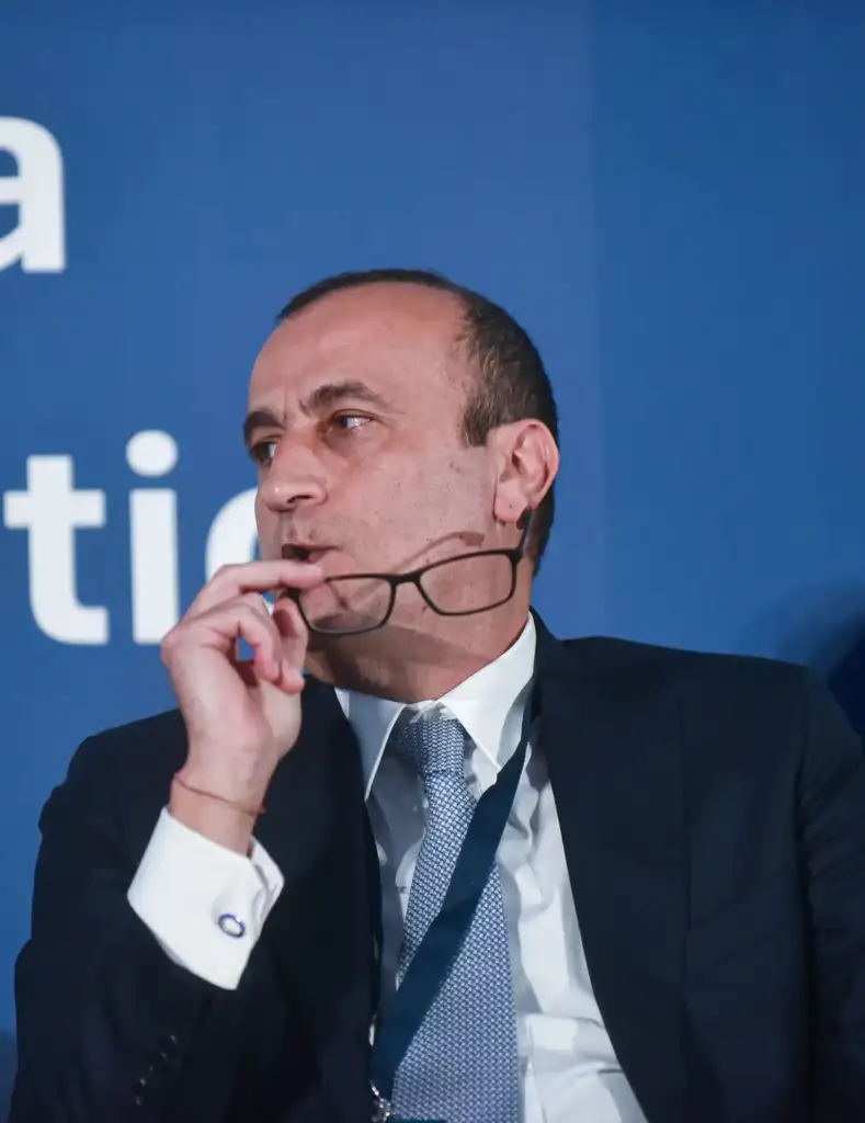 AGID: l’acquisto di sistemi IA non è solo fornitura, ma impone alla Pa processi di governo dell’innovazione