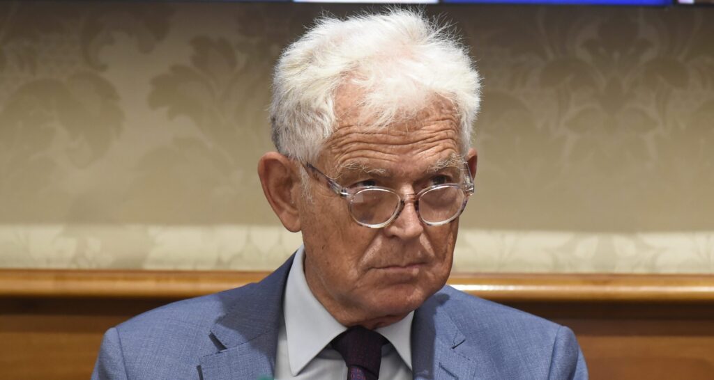 INU: nel TU edilizia disegno pericoloso e anticostituzionale di svuotamento finale del piano urbanistico e di trasformazioni urbane ridotte a sommatoria di interventi puntuali