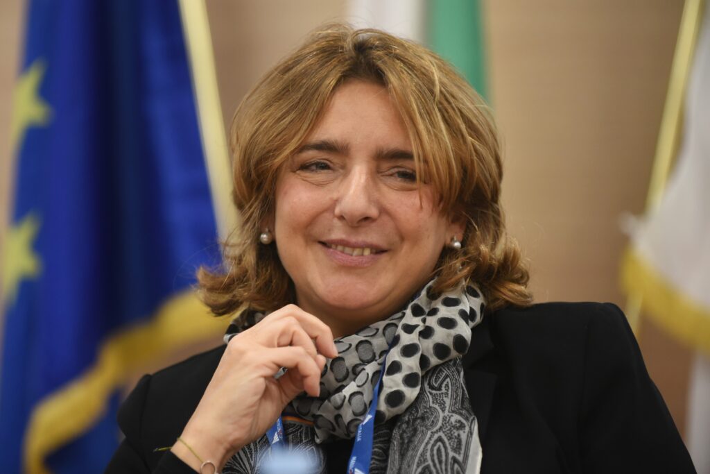 Bergantino: “Catene logistiche costruite per 30 anni sulla riduzione dei costi non torneranno, ora la resilienza sostituirà l’efficienza con investimenti in sicurezza e capacità ridondanti. C’è un Mediterraneo centrale per i traffici mondiali, ma l’Italia è marginale”