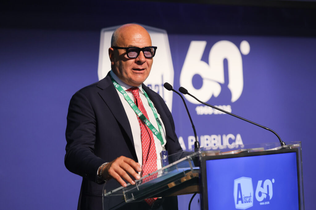 Aiscat, per la rete servono 50 mld. Larini: anticipiamo noi gli investimenti, anche senza Pef. Salvini: aumenti tariffari saranno limitati