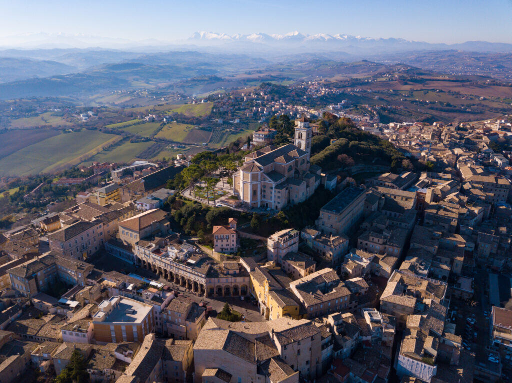 Fermo, ecco il piano città degli immobili. Dal complesso Murri a Villa Vitali e l’area circonvallazione nord: parte il recupero all’insegna di uno sviluppo sostenibile