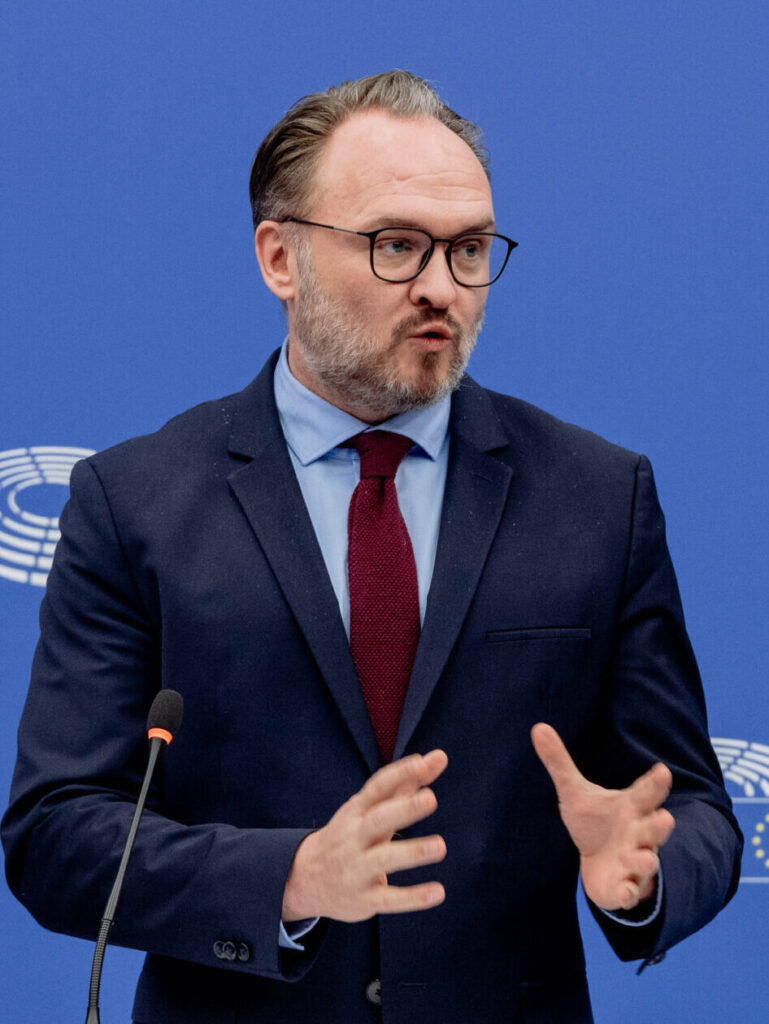 Casa, dall’Ue solo poche norme comuni. Jorgensen: miglioriamo l’uso delle case esistenti, i sindaci riconvertano le aree