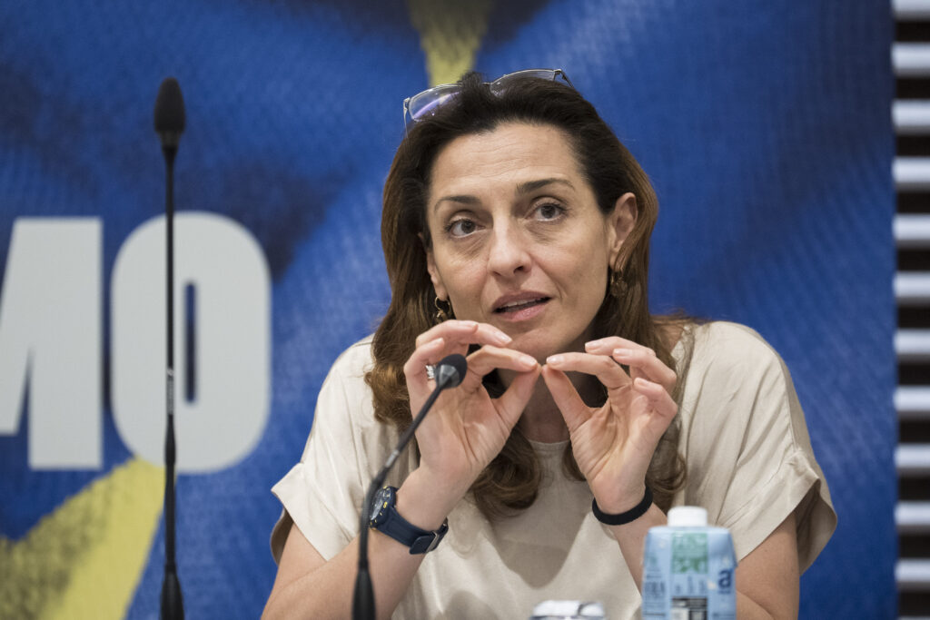 Tinagli: “Con queste regole i sindaci possono intervenire sugli affitti brevi, non ci sono più alibi. Il Governo Meloni ha trascurato il patrimonio immobiliare, ora adegui il piano casa”