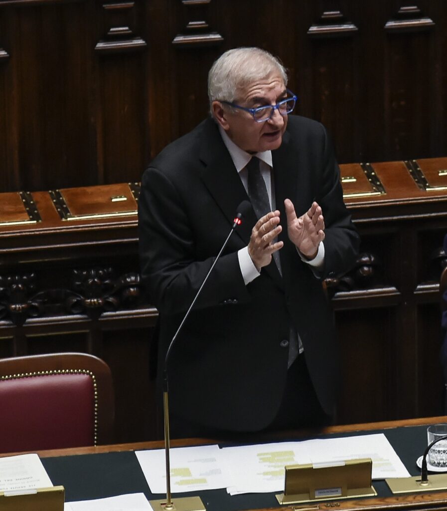 Foti: “Nell’Affordable Housing Act chiediamo una clausola che consenta agli Stati di decidere se applicare o meno il regolamento”. Stessa proposta anche per gli appalti?