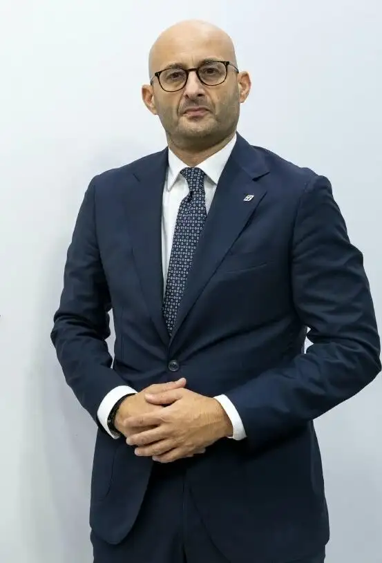 Strisciuglio: nuovo piano industriale entro l’anno, core business ferroviario. Salvini: subito 8 miliardi cash per i cantieri