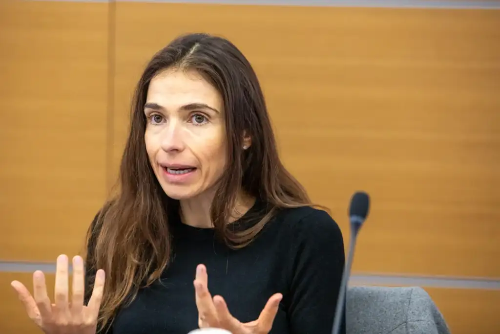Regina De Albertis: “Sì alla ricognizione dei beni immobili riutilizzabili per l’ERS, la sinergia con i privati può contribuire a rendere attuabile il programma”